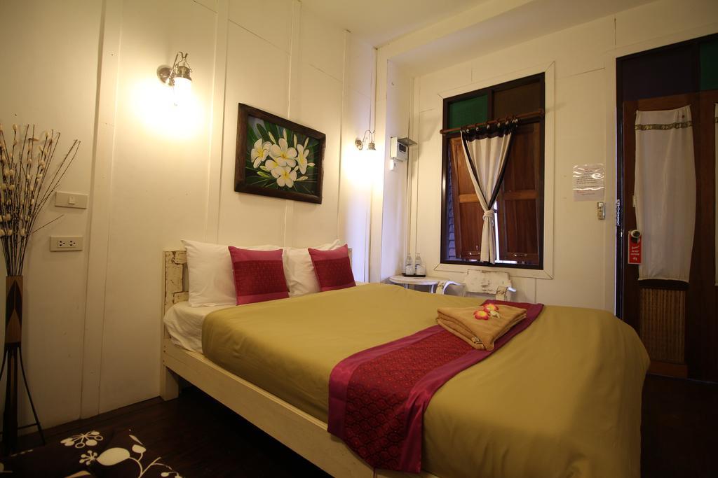 Paifah Boutique House Hotel Buitenkant foto