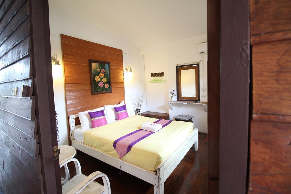 Paifah Boutique House Hotel Buitenkant foto